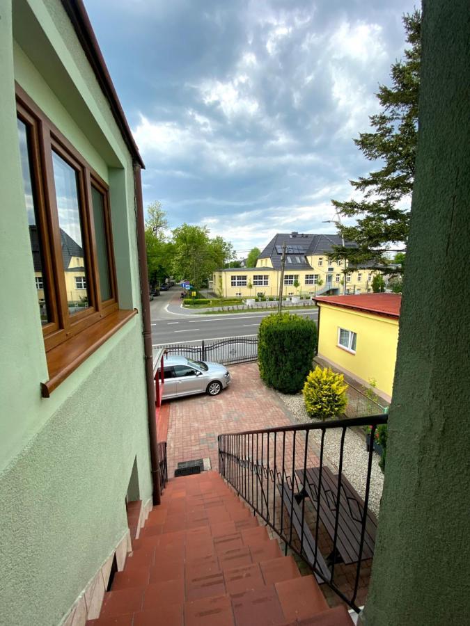 Zefir Pokoje Lägenhet Unieście Exteriör bild